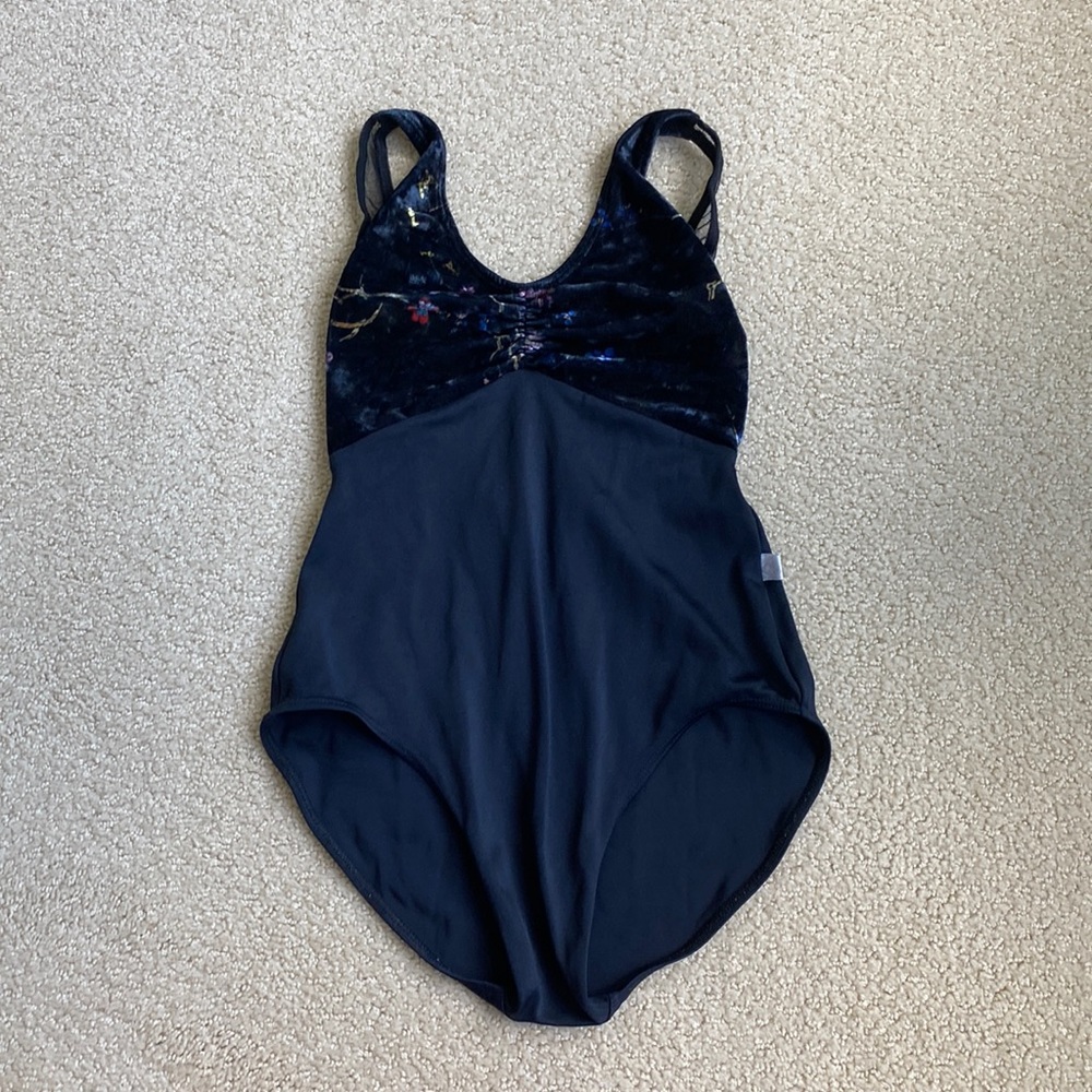 Class in Black Floral Leotard For Dance